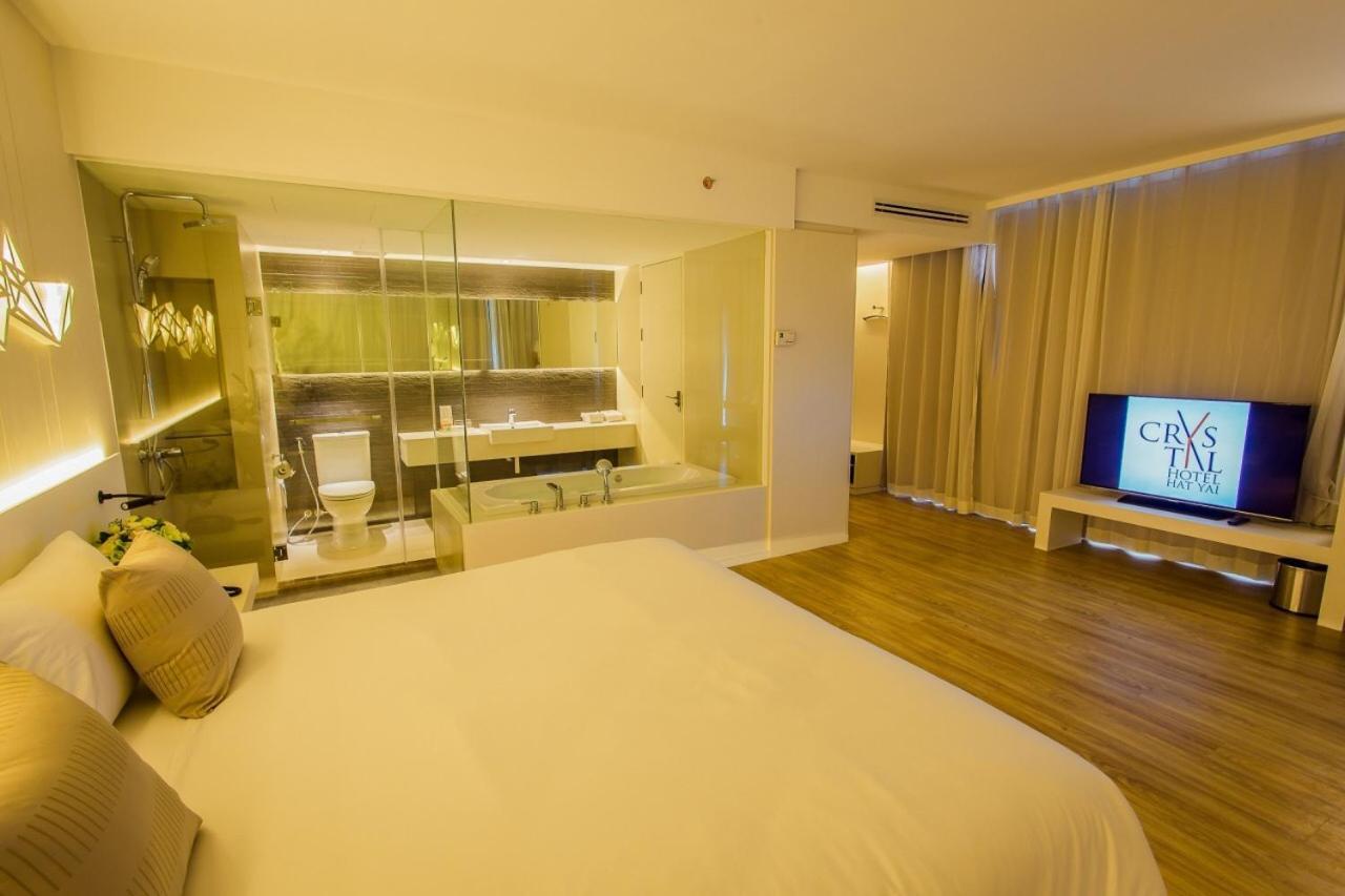 Crystal Hotel Hat Yai Quarto foto