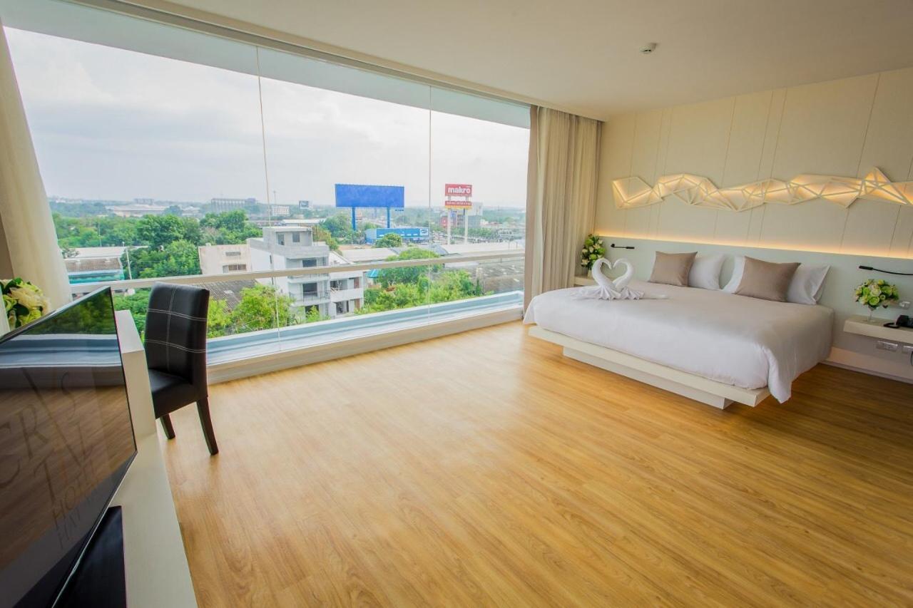Crystal Hotel Hat Yai Quarto foto